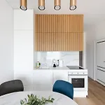 Center Apartamentai Satrijos G *