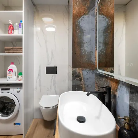 Center Apartamentai Satrijos G *