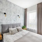Center Apartamentai Satrijos G *